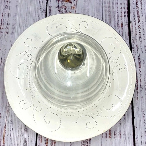 Shabby chic plate with glass dome lid - Picture 3 of 5